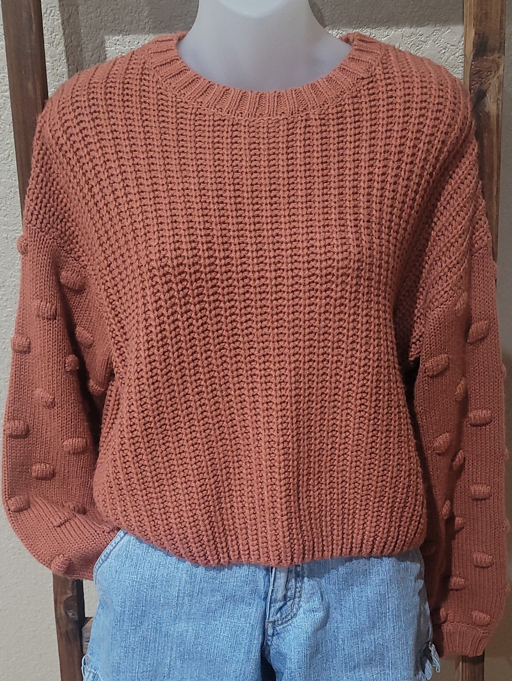 moon & madison Rust Textured Bobble-Sleeve Crewneck Sweater